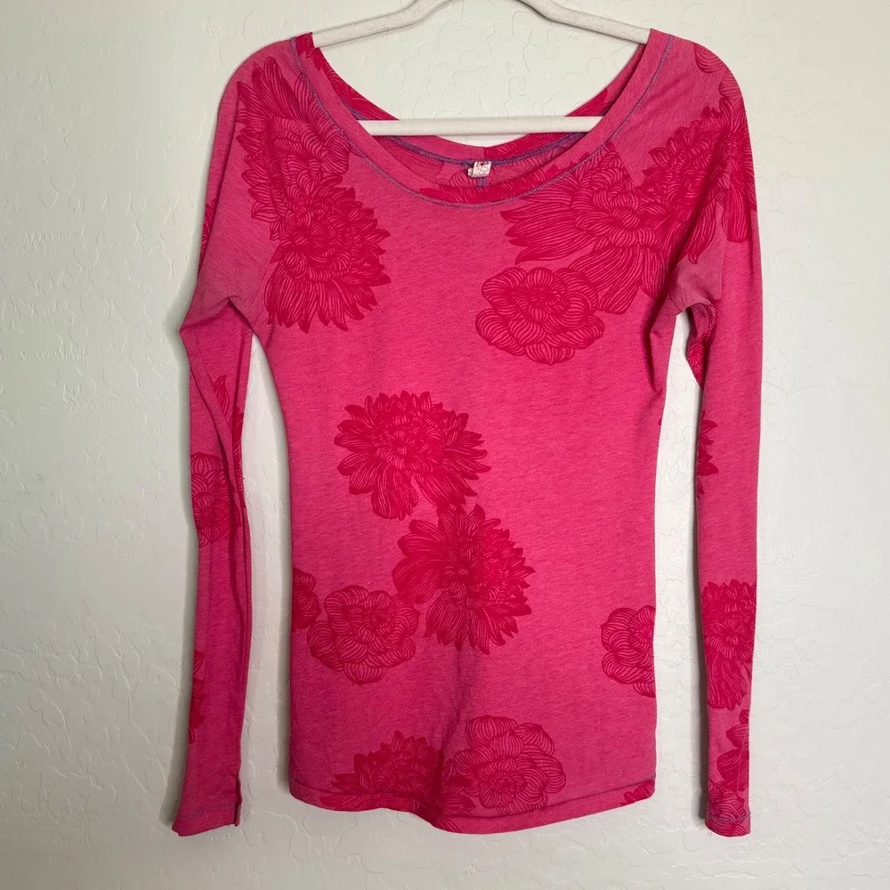 Y2K Free People Womens Cotton Top M Pink Floral Long Sleeve Graphic Tee
